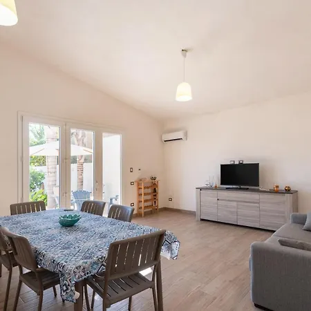 A Due Passi Dal Mare Mazara Villa *